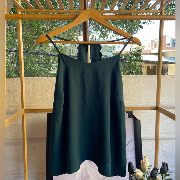 Vero Moda Tops - Vero Moda Tops. Size - L